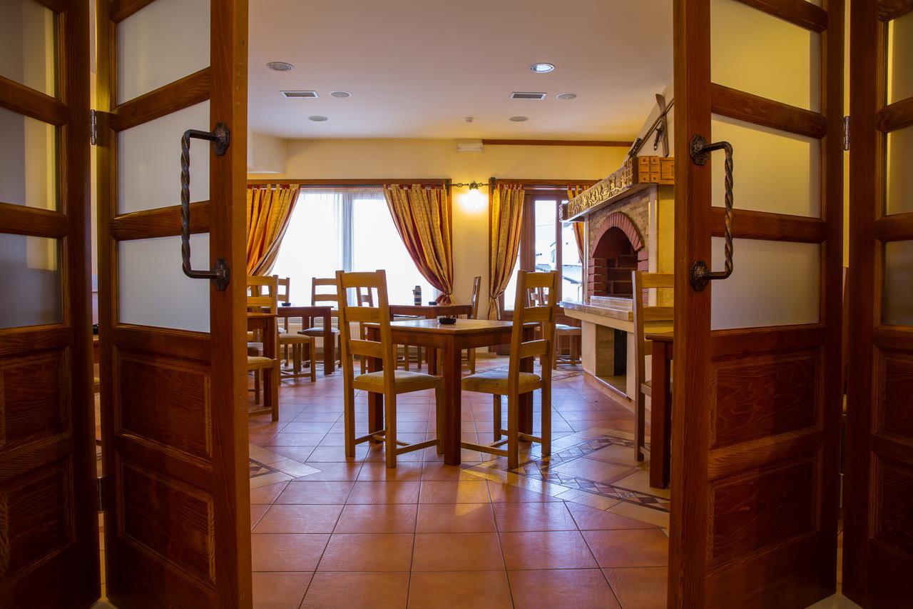 Hotel Knez Kupres  Buitenkant foto