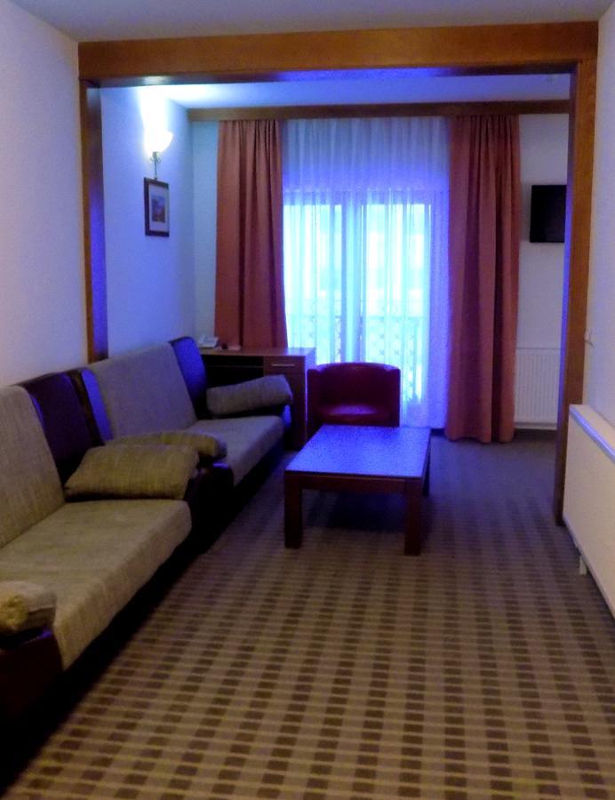 Hotel Knez Kupres  Buitenkant foto